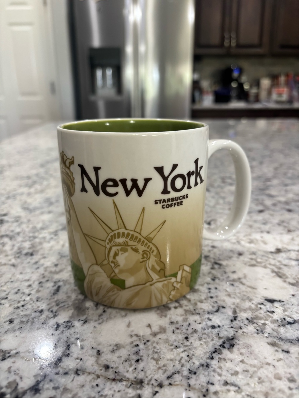 Starbucks New York City 2011 Global Icon Series Coffee Mug Cup 16oz NYC